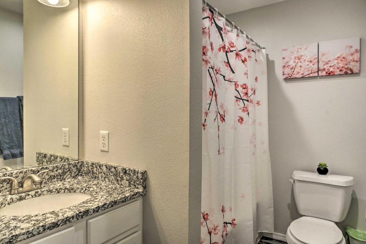 Centrally Located Brandon Condo With Pool Access Branson Exterior photo